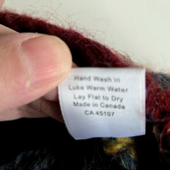 Handknit 100% Icelandic wool hat. - Picture 6 of 7